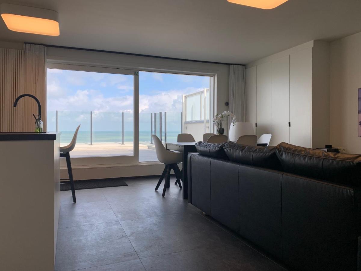 Ultra-Luxury Penthouse With A Generous Terrace And Breathtaking Sea View T71 Daire Oostende Dış mekan fotoğraf
